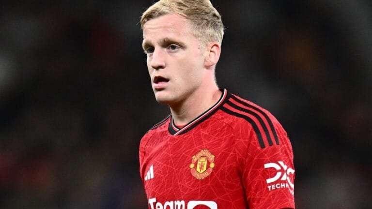 Manchester United to take £37.5million transfer hit with Donny Van de Beek to leave for less than £500k