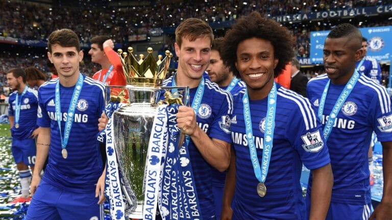 Willian spent hours completing Tottenham medical then hopped in van to sign for Chelsea in brutal transfer hijack