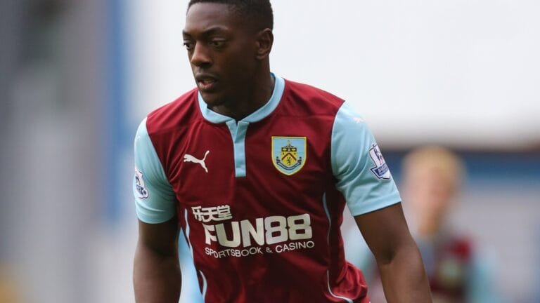 Forgotten Premier League striker ends five-year retirement to join seventh-tier club