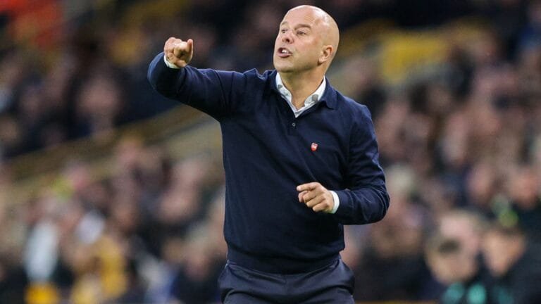 Liverpool enter talks to extend contracts of star defenders in major boost to Arne Slot