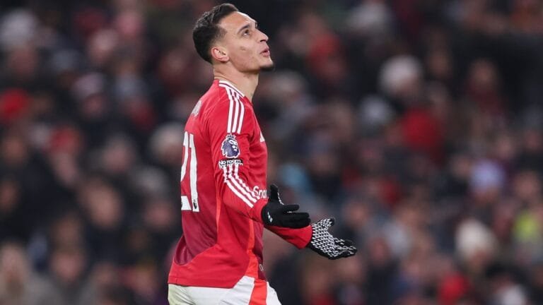 Antony offered Man United escape route - on one condition