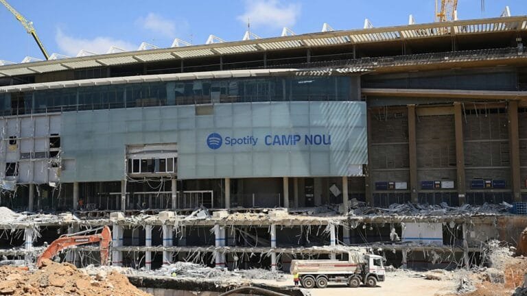 Barcelona make Camp Nou return decision after construction delays