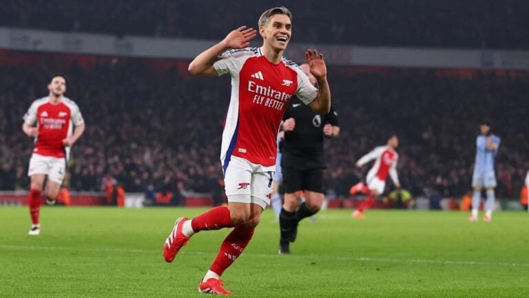 Match report & talking points from chaotic North London Derby