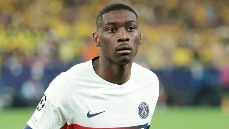 Randal Kolo Muani makes decision on Man Utd & Tottenham interest