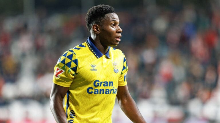 Chelsea on verge of agreeing €25m summer signing