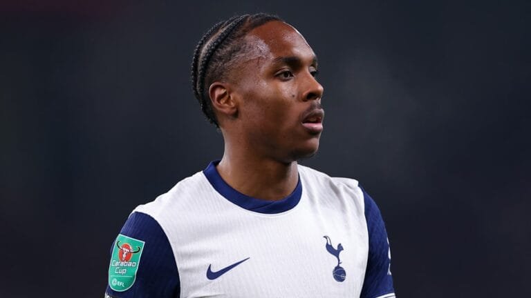 Mathys Tel makes surprise Man Utd transfer decision despite Tottenham loan