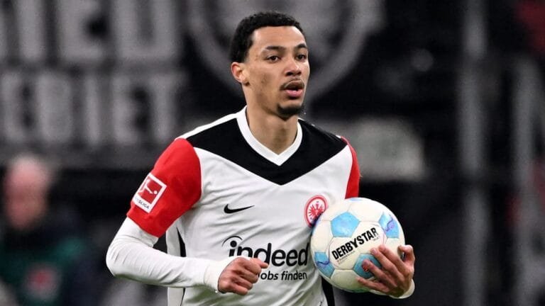 Arsenal ramp up interest in €80m striker of interest to Premier League rivals