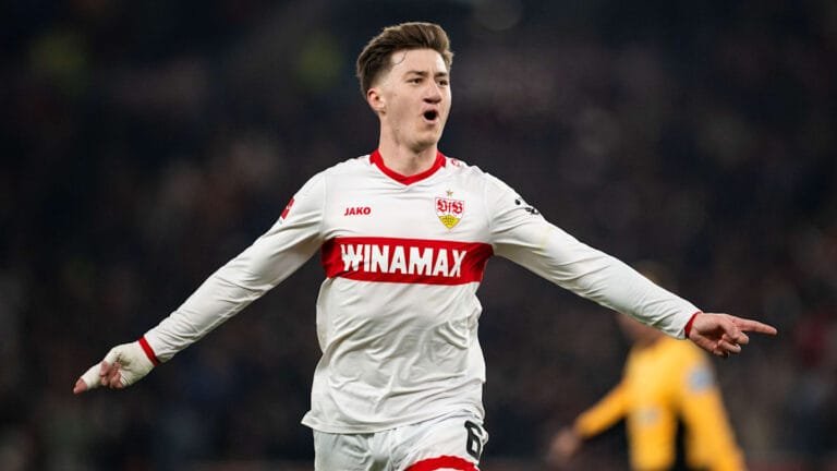 Bayern Munich, Liverpool & Man Utd dealt blow by club chief ruling out transfer