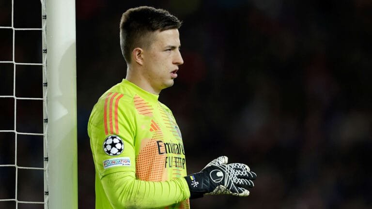 Man City target responds to ongoing transfer links