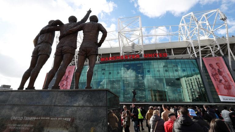 Man Utd confirm £2bn plans to build biggest stadium in UK