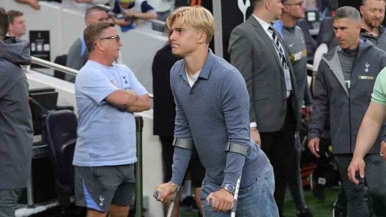 Ange Postecoglou confirms extent of Lucas Bergvall injury