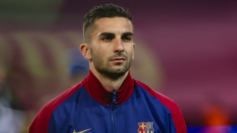 Barcelona forward undergoes season-ending emergency surgery