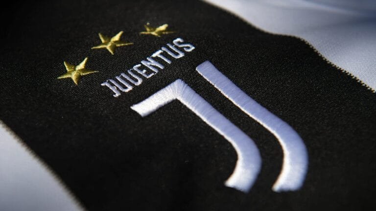 Juventus reveal striking new home shirt for 2025/26