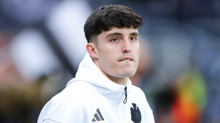 Man City target Newcastle star for problem position