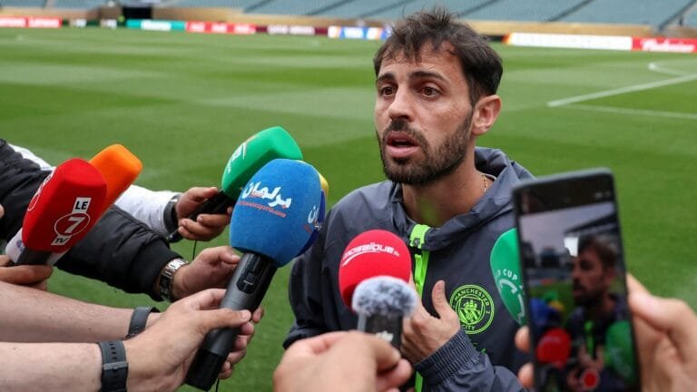 Bernardo Silva makes transfer decision as Pep Guardiola overrules Man City stars