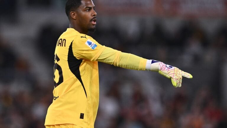 Chelsea make transfer approach to AC Milan for goalkeeper Mike Maignan