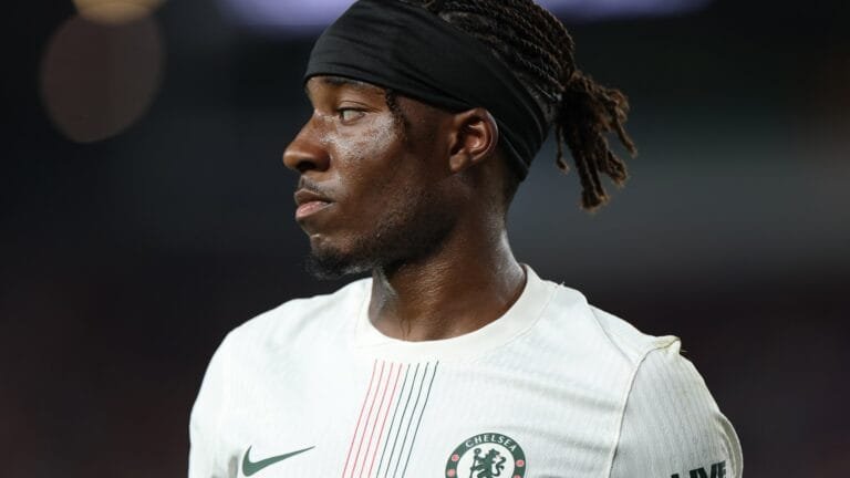 Arsenal agree personal terms with Chelsea star in potential shock summer transfer