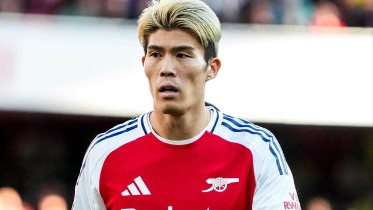 Arsenal agree to terminate contract of defender - 272 days after his last appearance