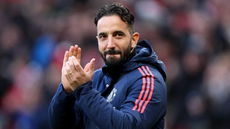 Former Arsenal transfer target back on Manchester United shortlist with two Premier League stars