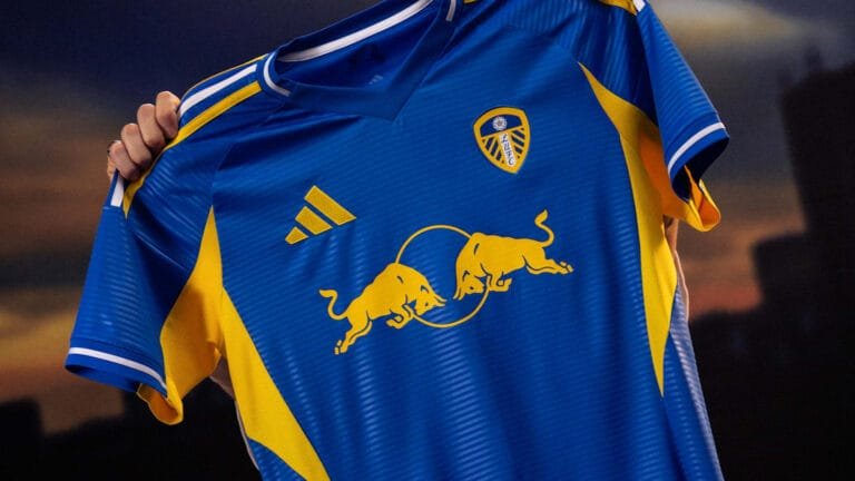 Leeds United legends help unveil striking 2025/26 away kit