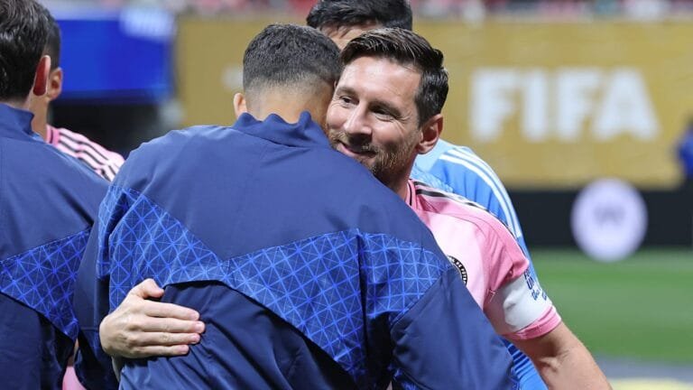 Lionel Messi shown ultimate respect by PSG's players after Club World Cup clash