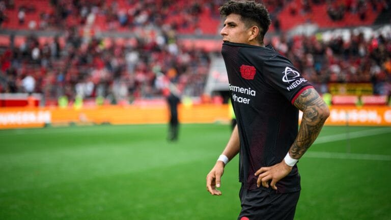 Arsenal handed advantage for Piero Hincapie transfer with Tottenham stance clear