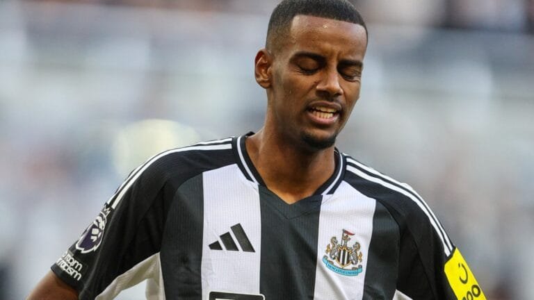 'Disgusting' - talkSPORT host fuming with Alexander Isak and warns Liverpool over signing him