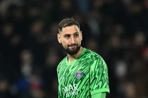 'I wouldn't want him' - Man United and Man City given major Gianluigi Donnarumma warning