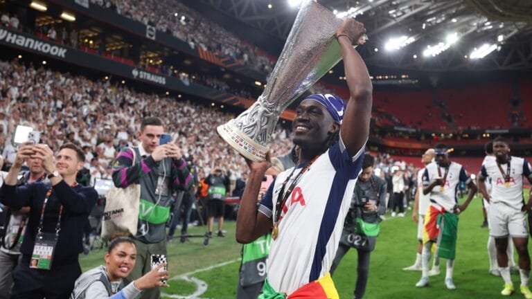 West Ham United add Tottenham Hotspur star to list of midfield targets