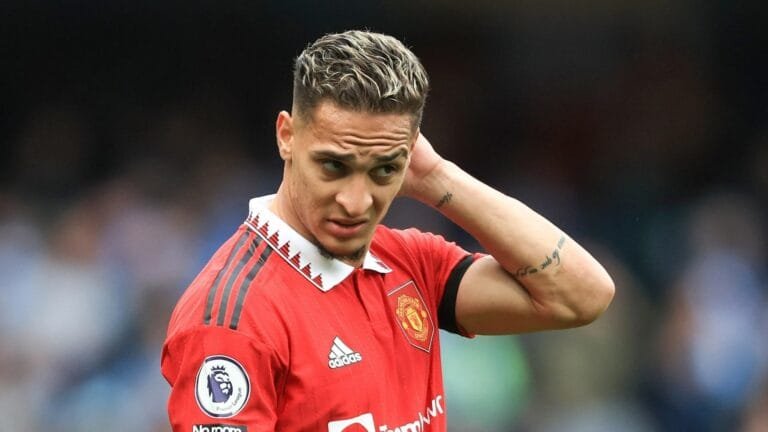 Manchester United set to lose £60m on Antony as he closes in on deadline day exit