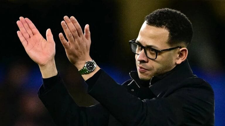 Chelsea consider shock move for £42m midfielder from rival Premier League club