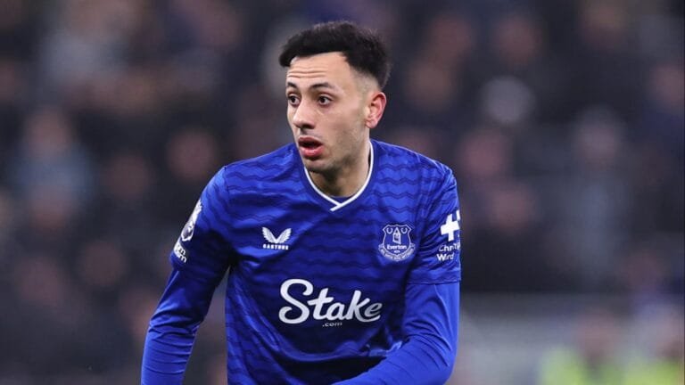 Inside Dwight McNeil's failed transfer to Crystal Palace as player and girlfriend despair after deal collapses