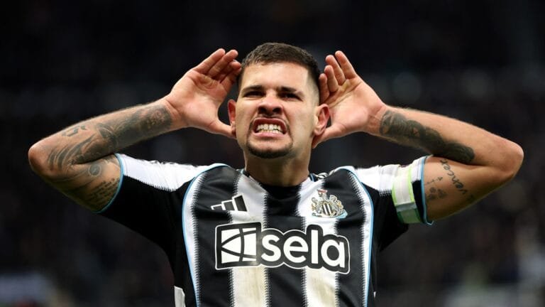 Newcastle make swift Bruno Guimaraes decision amid Manchester United 'advanced talks' reports